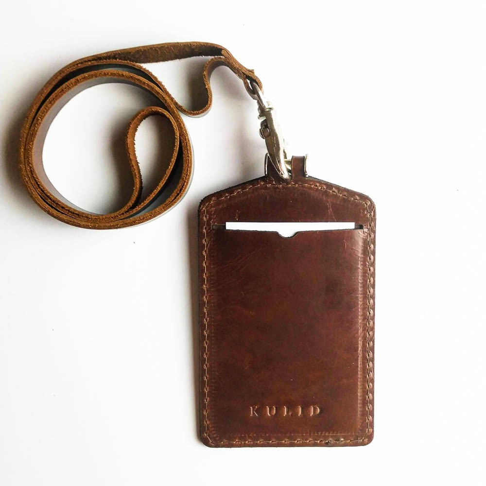 Tempat ID Card Kulit Warna Coklat Tua