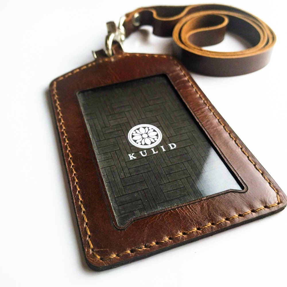 Tempat ID Card Kulit Warna Coklat Tua