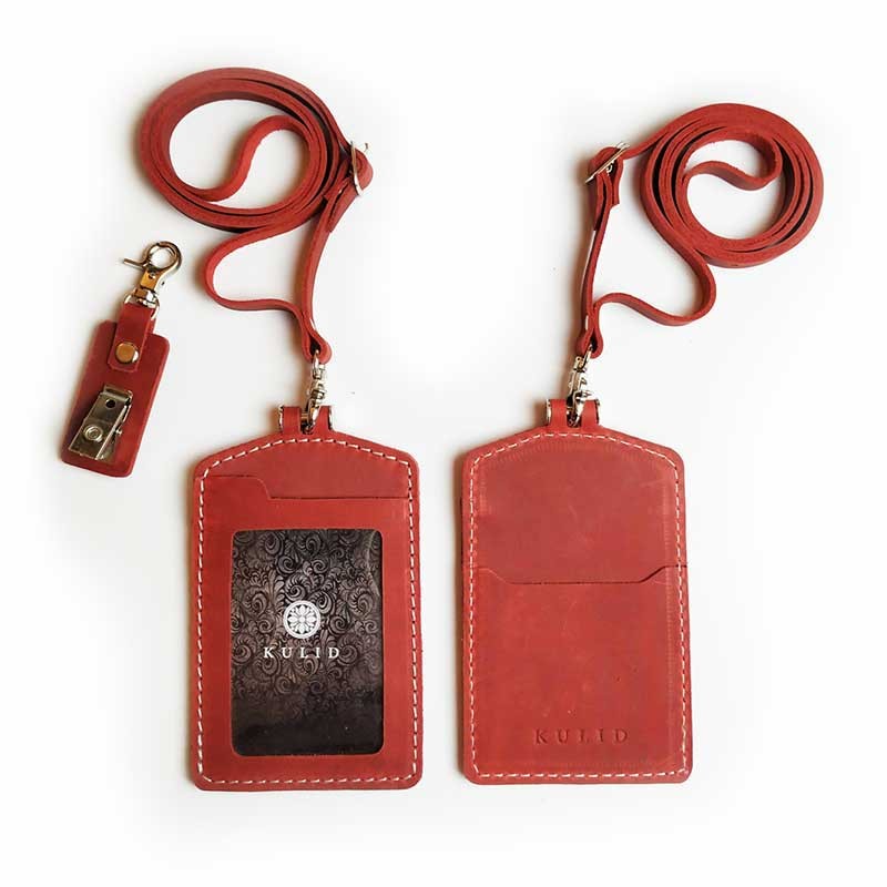 Tempat ID Card Kulit Warna Merah